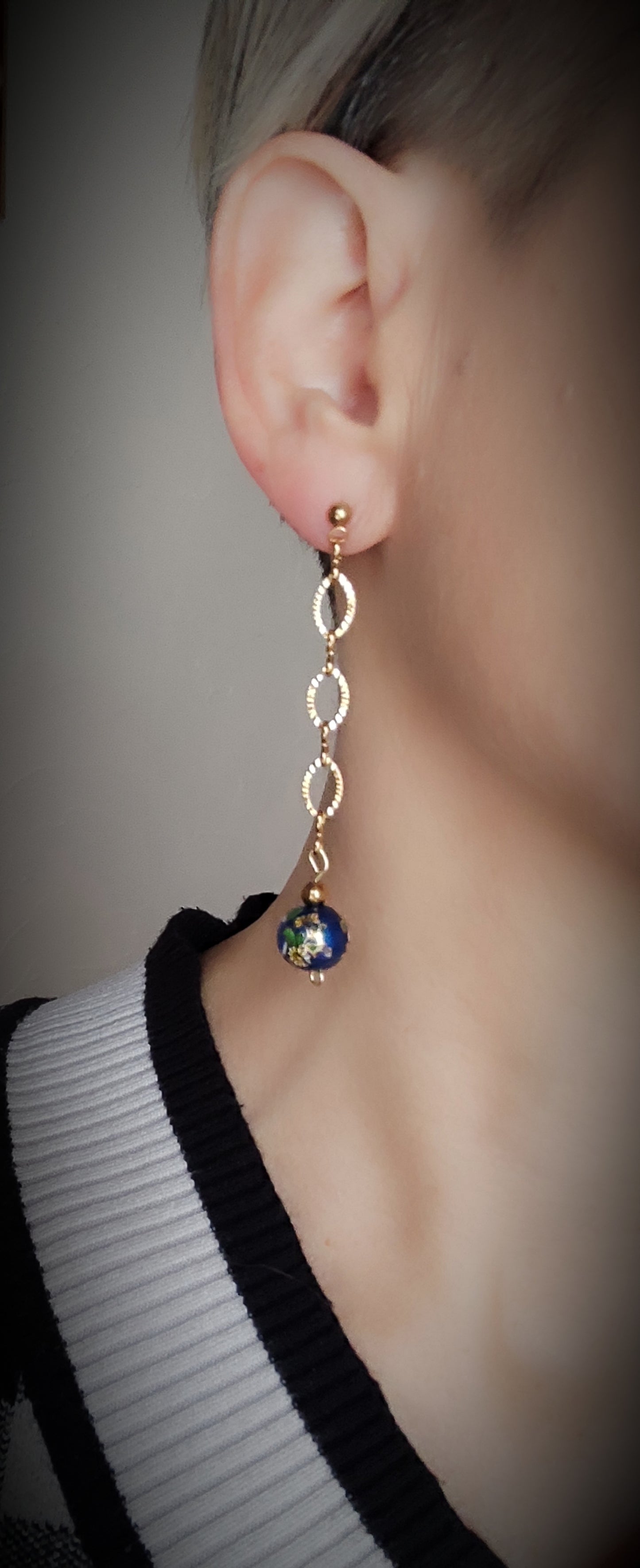 Boucles d'oreilles longues japonaises bleues