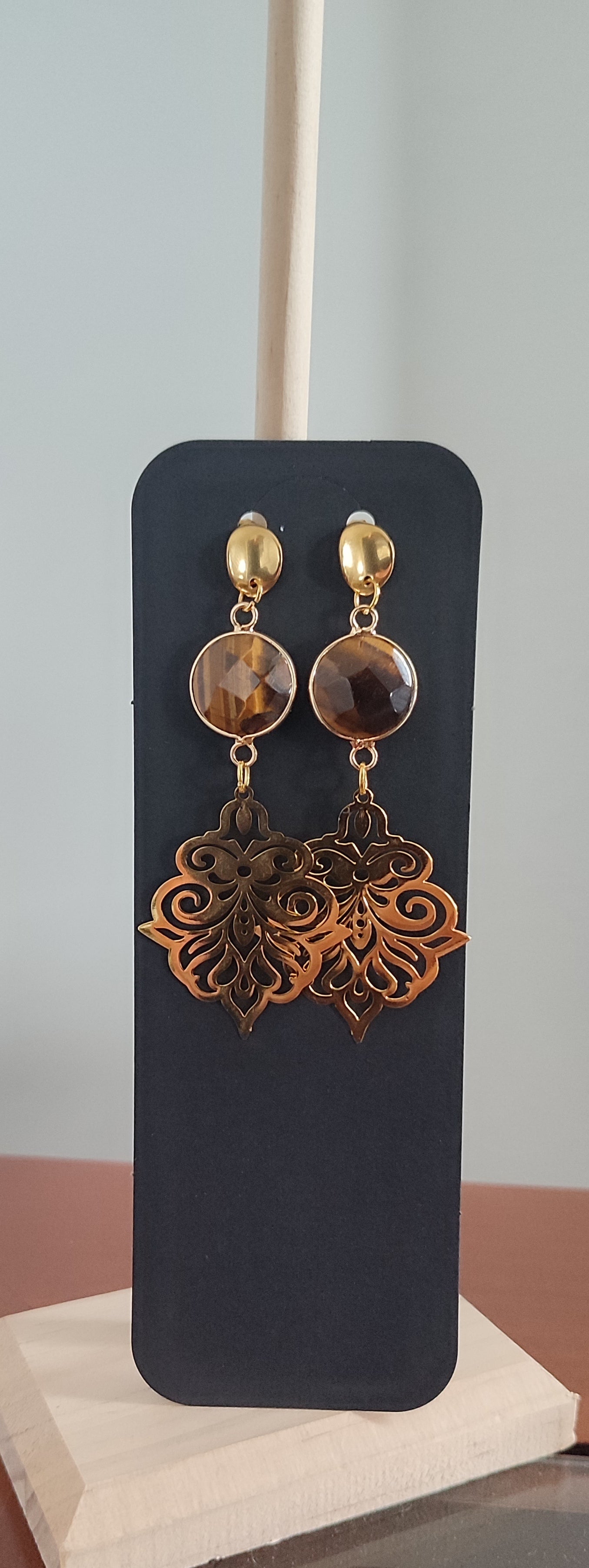 Boucles d'oreilles orientales pierres oeil de tigre